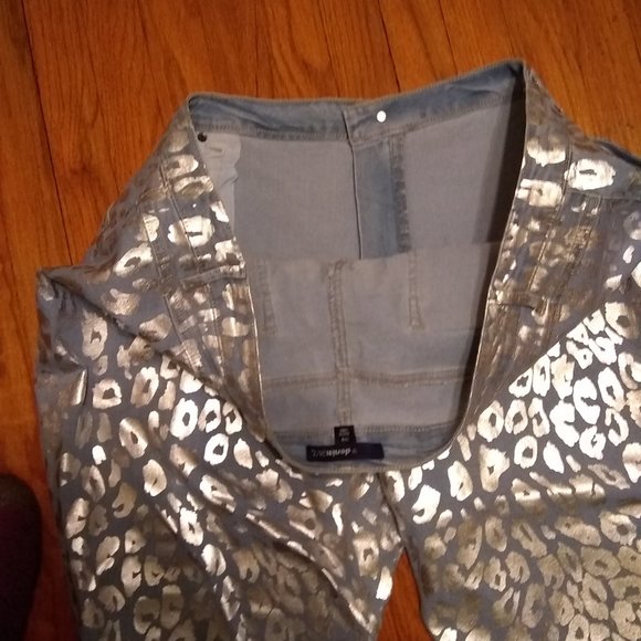 Women's 28W Plus Size Denim24/7 Capri Jeans. BRAND NEW - Picture 5 of 6